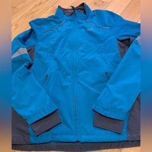 Be ready for spring sports in this Running Room coat!